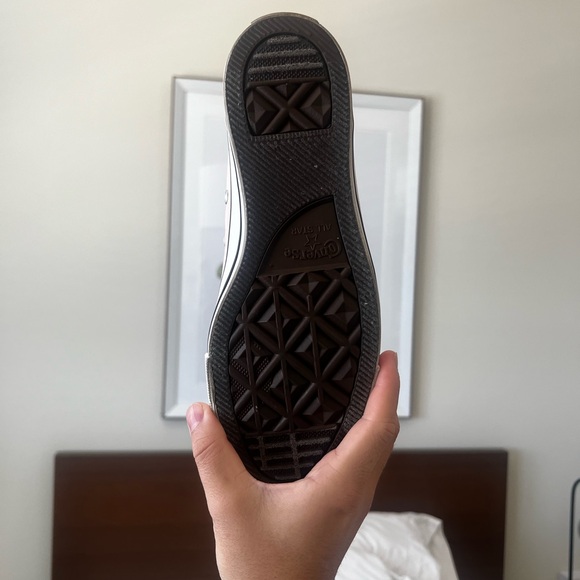 Converse - Picture 3 of 3